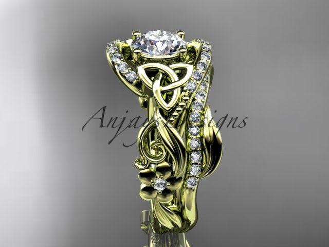 Side profile of the yellow gold trinity knot engagement ring