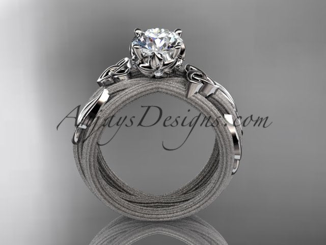 Irish Celtic engagement ring in 14K yellow gold