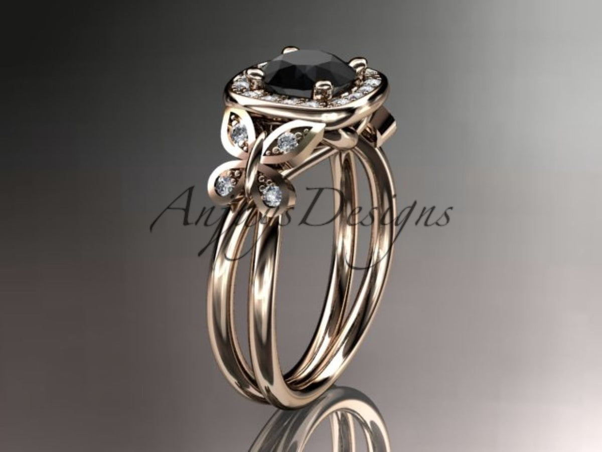 Side profile of the yellow gold black diamond ring