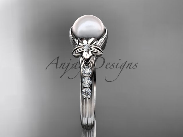 Close-up of the 6.5mm cultured pearl on the AP333 engagement ring